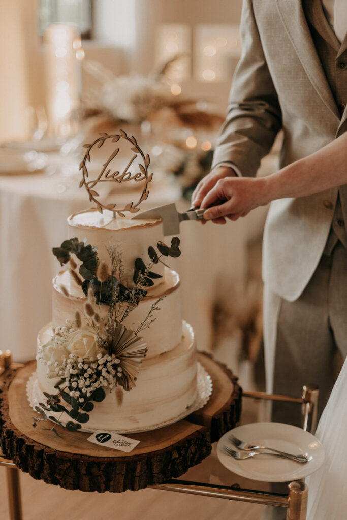 Hochzeit, Wedding, Hochzeitstorte, Minden, Hameln, Hannover, Hochzeitslocation, Hochzeitsplanerin, Hochzeitssängerin, Hochzeitsdj, Minden, Lübbecke
